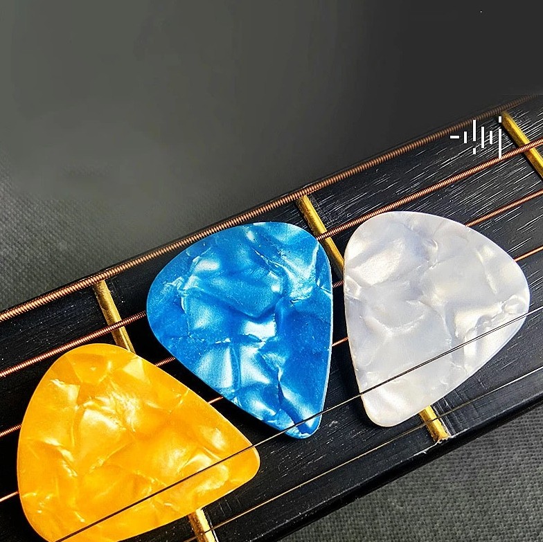 Guitar Picks Celluloid Various Colors Different Thicknesses Smooth Sweeping Bright Tone Guitar Accessory - Image 4