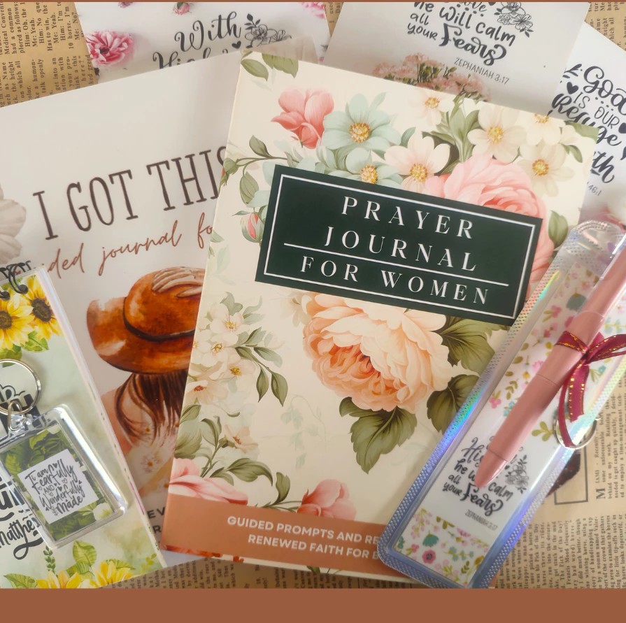 PRAYER JOURNAL AND DEVOTIONAL FOR WOMEN